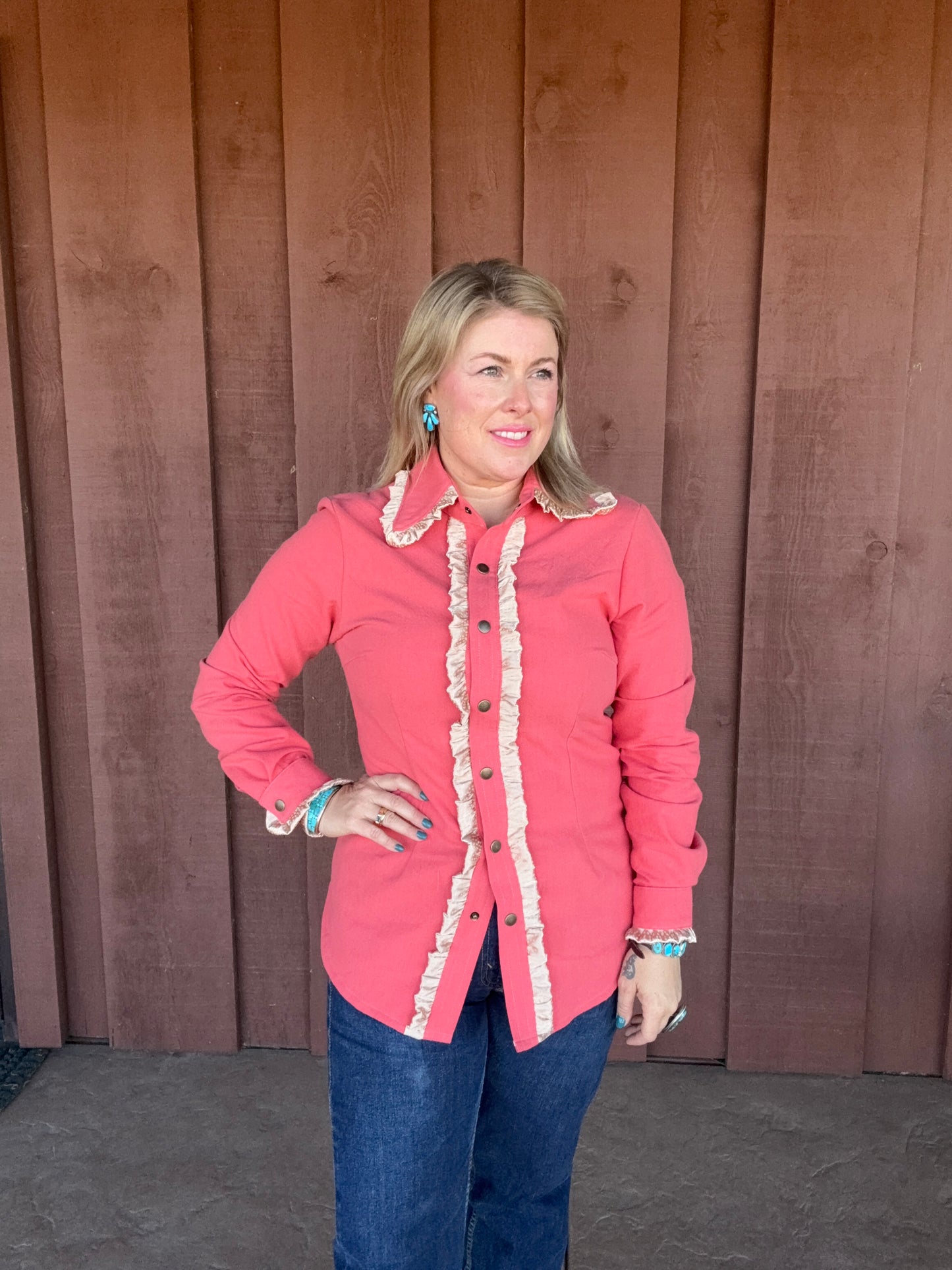 Pendleton Corral w/Champagne Ruffles