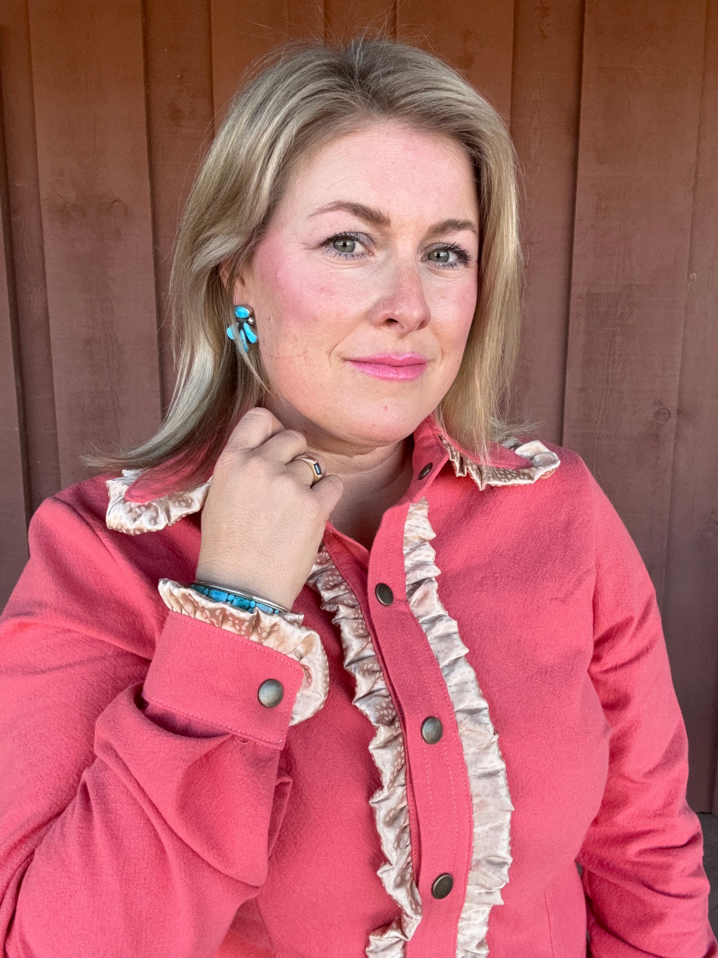 Pendleton Corral w/Champagne Ruffles